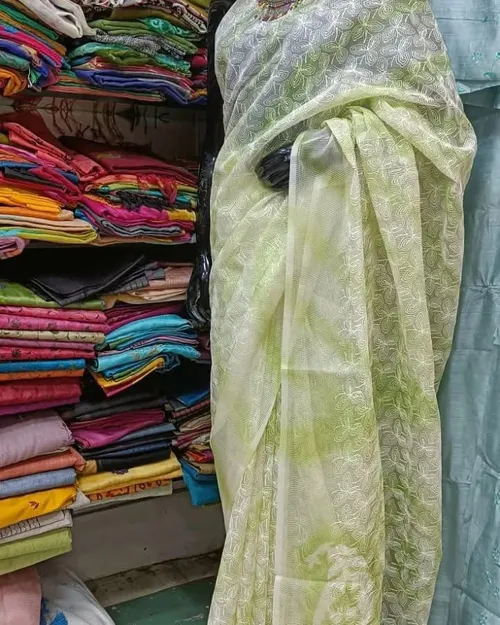 Soft Kota Doriya Checks Saree with Beautiful Floral Embroidery & Shibori Print